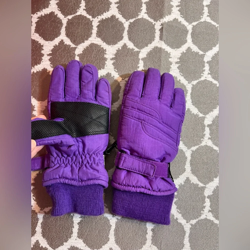 3M Thinsulate NWOT Purple Women's Gloves Outdoor activewear colorful sz 7-14